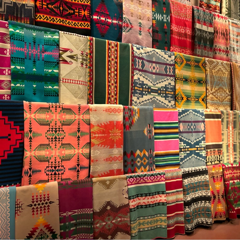 Meet your Posher, Flo